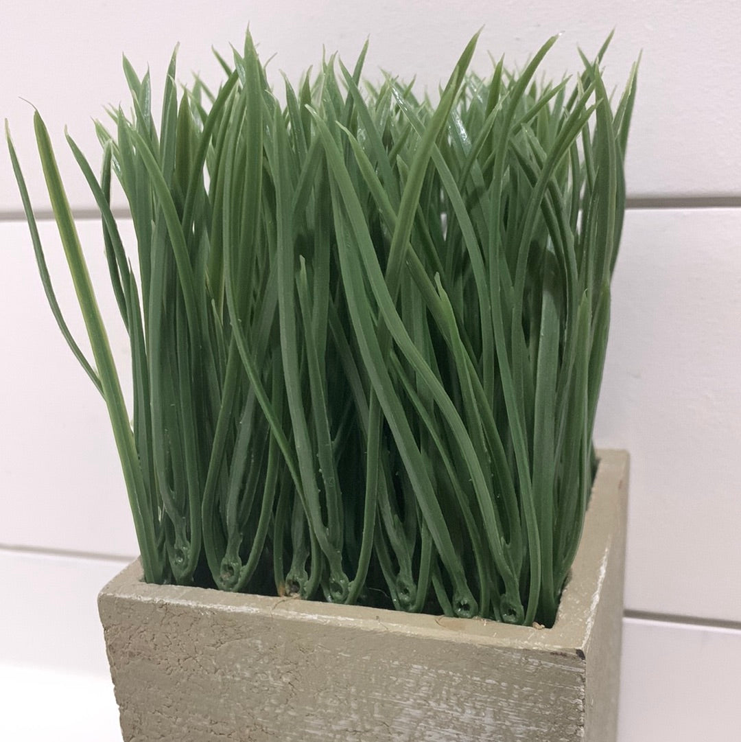 Faux Potted Grass