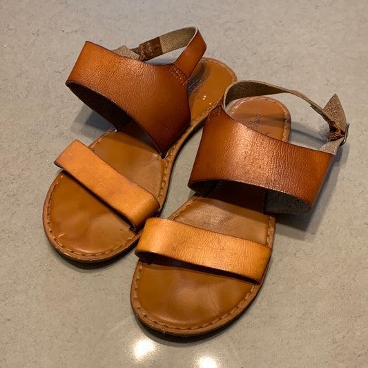 American Eagle Sandals 